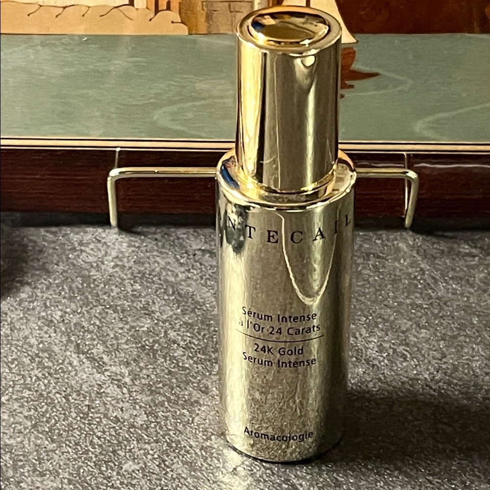 Chantecaille 24K Gold Serum - Picture 2 of 12